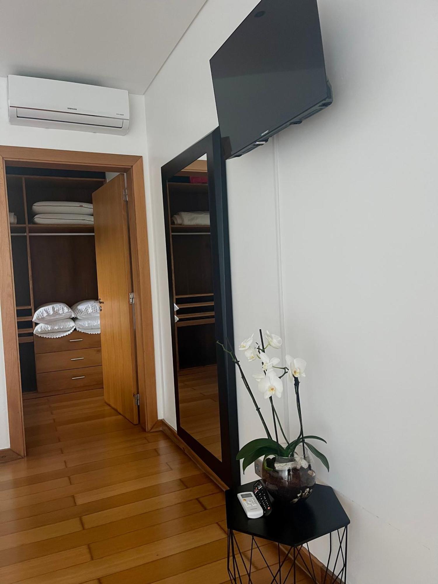 Crystal House Apartman Angra do Heroísmo Kültér fotó